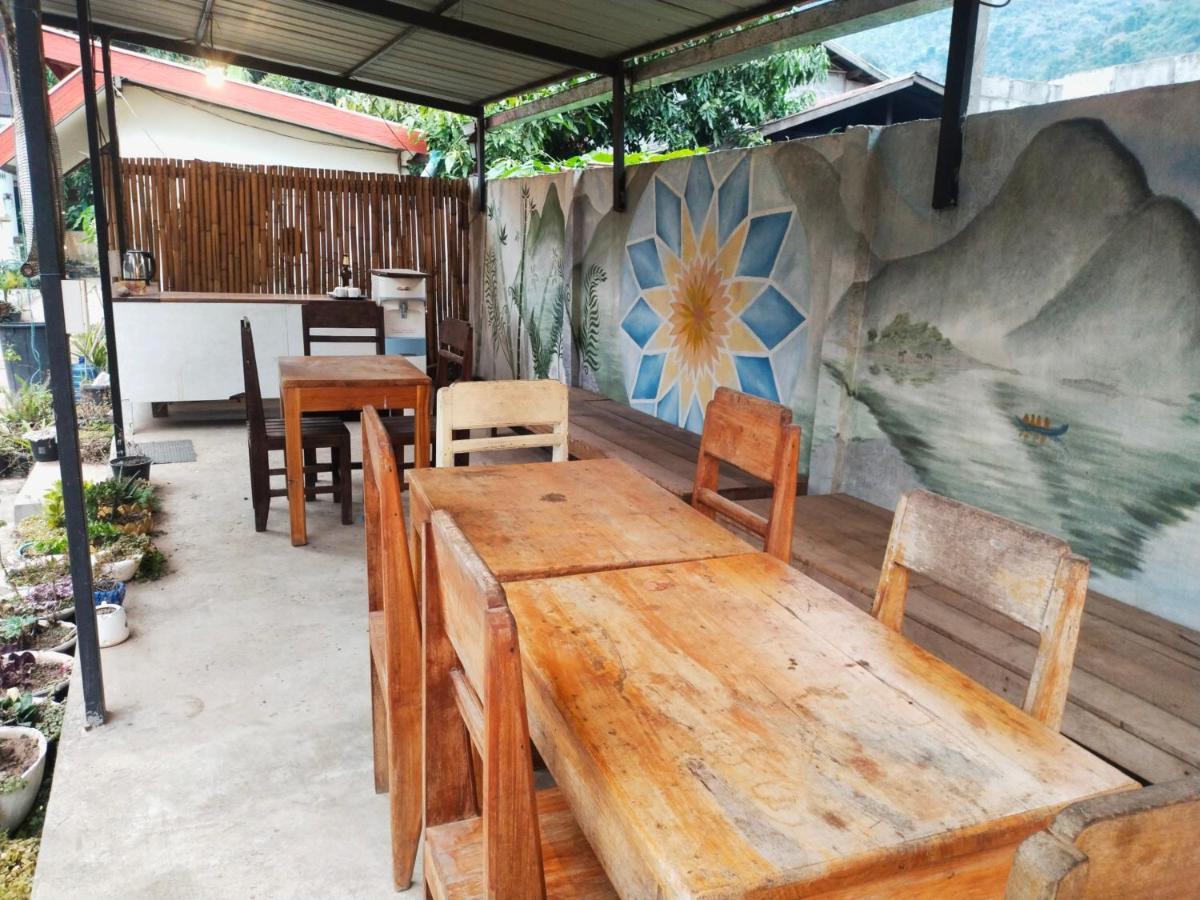 Pdv Guesthouse Muang Ngoi Dış mekan fotoğraf