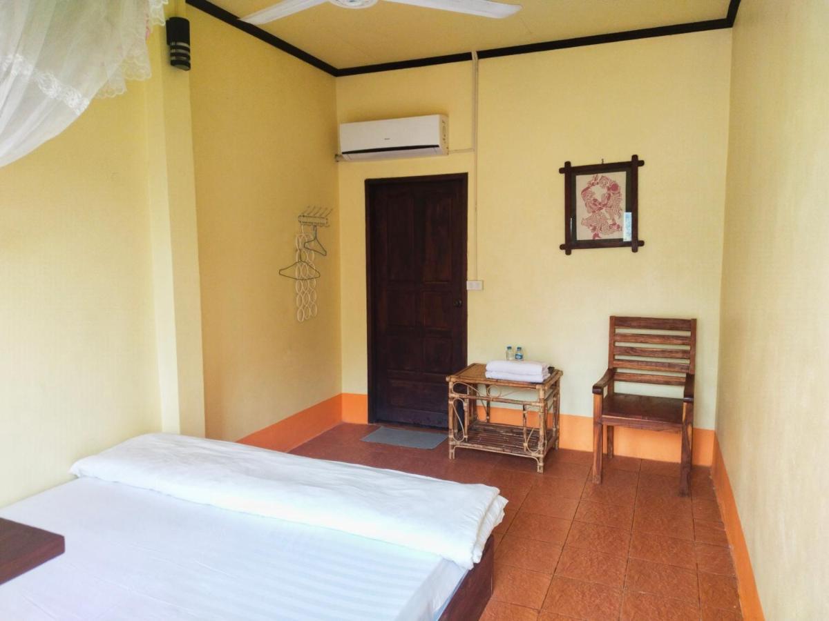 Pdv Guesthouse Muang Ngoi Dış mekan fotoğraf