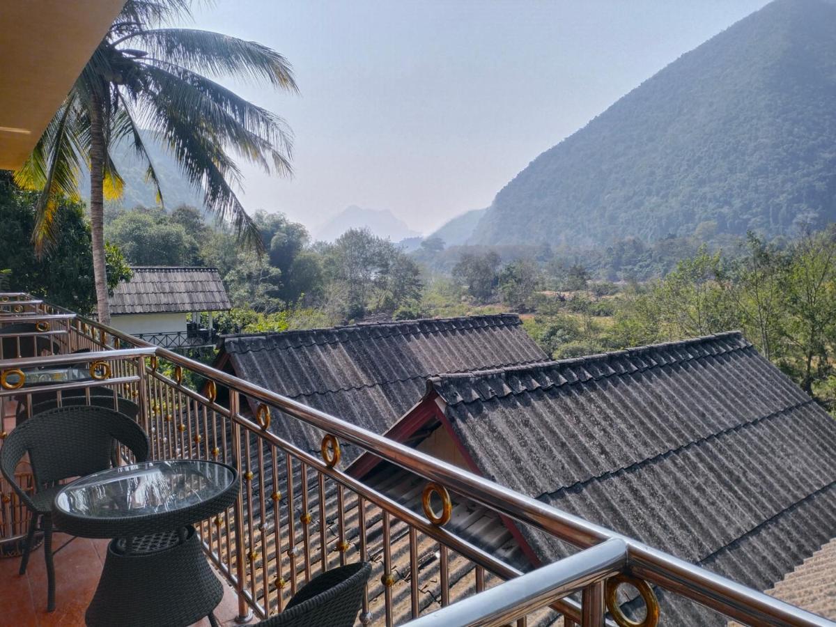 Pdv Guesthouse Muang Ngoi Dış mekan fotoğraf